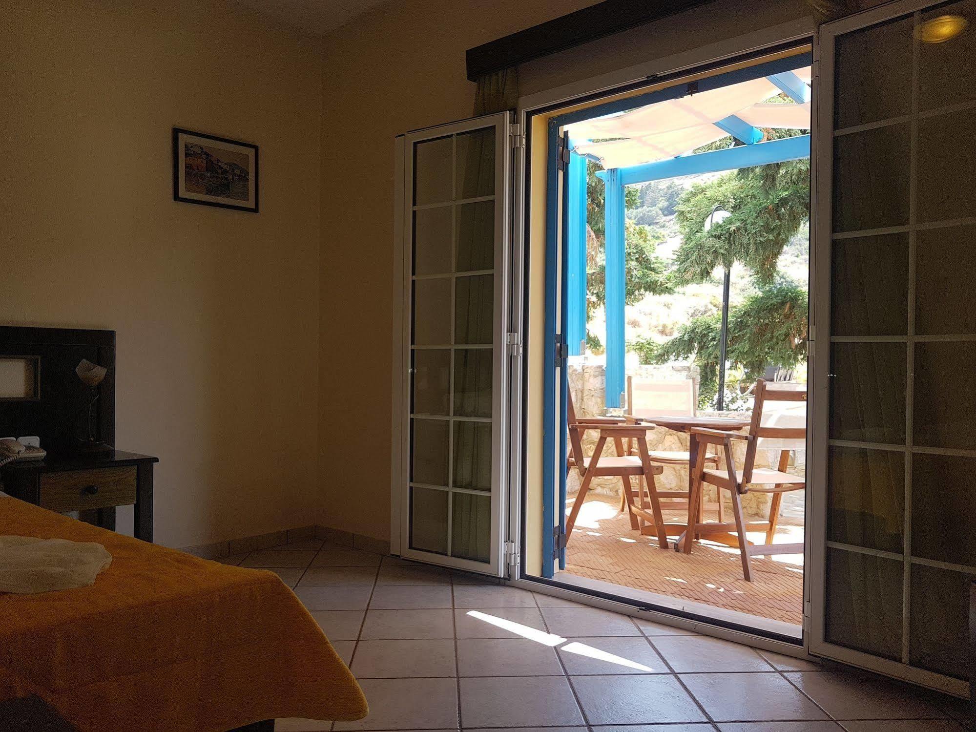 Pantonia Apartments Agia Pelagia  Экстерьер фото